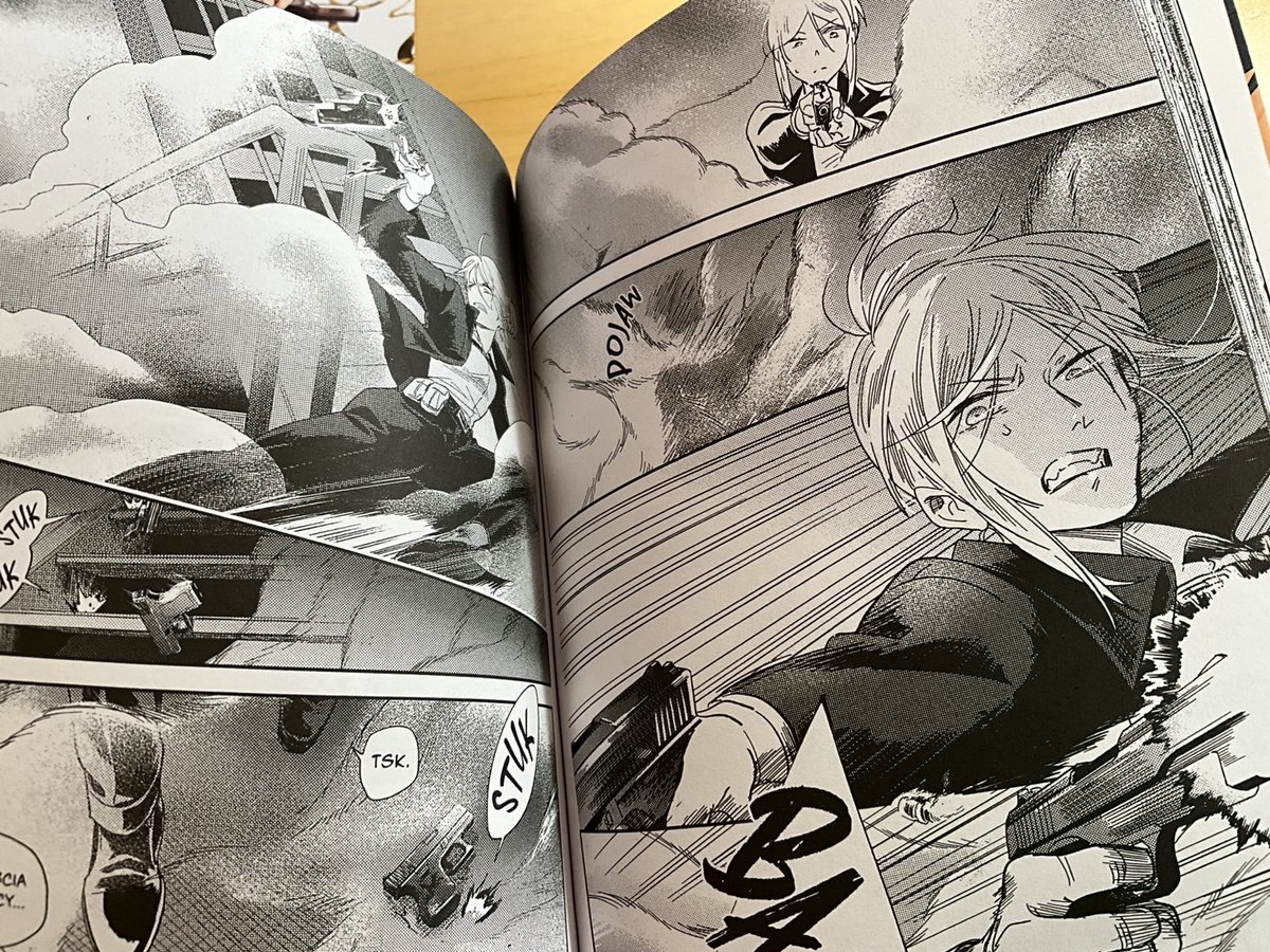 そしてこちらはポーランド語版13巻!(だいぶ前に献本頂いてたのにご紹介遅くなっちゃった…!!)本編完結まで出版頂き感謝です! 