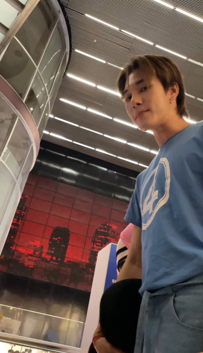 punch_punch16's tweet image. ถ้าจั๊นอยู่สูงกว่านี้อีกนิดเดียว… ชั้นถ่ายเสยอะไรขนาดนี้55555555