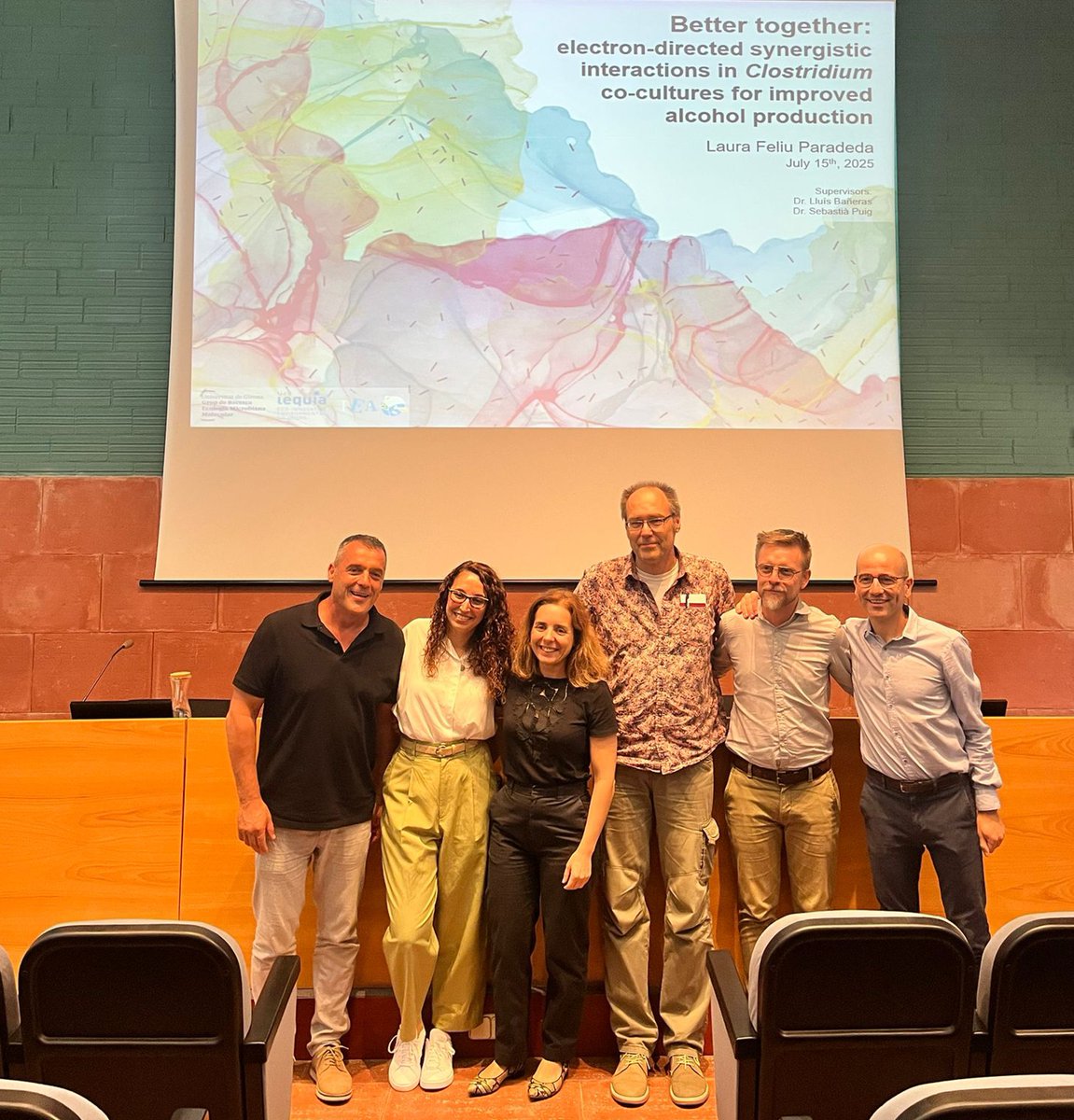 sebastia_puig's tweet image. A couple of weeks ago, @LFeliu246 defended her PhD: "Better together: electron-directed synergistic interactions in Clostridium co-cultures for improved alcohol prod." It was an honor to co-supervise her with @Lbanyeras. thanks, Laura, for the journey! Grateful to jury members 👋