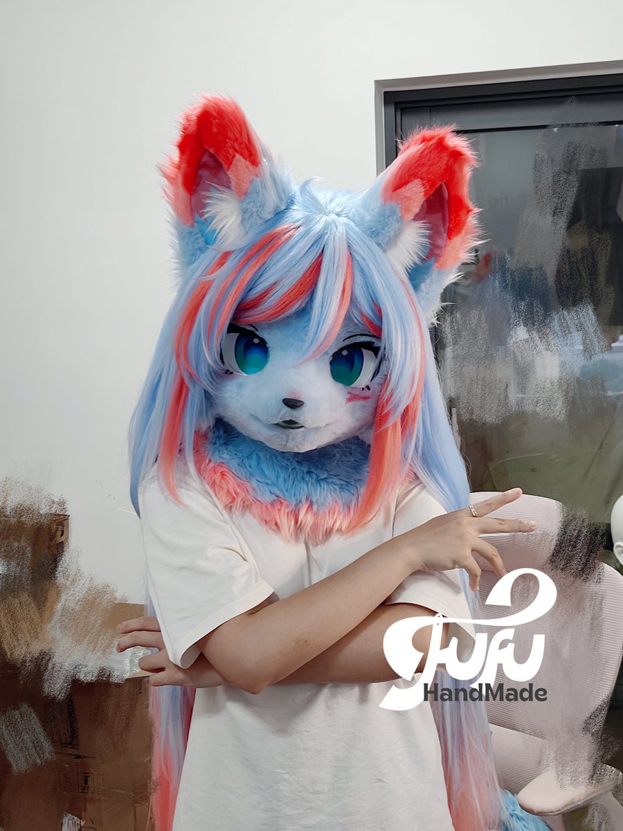Would anyone like this hairstyle?
#fursuit #FUFUhandmade