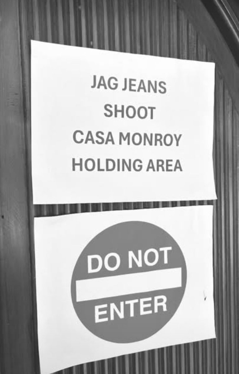 PangkatShuvee's tweet image. Endorsement shoot for JAG Jeans today! ❤️
📸 Ms Gwenn
#ShuveeEtrata • Shuvee Etrata