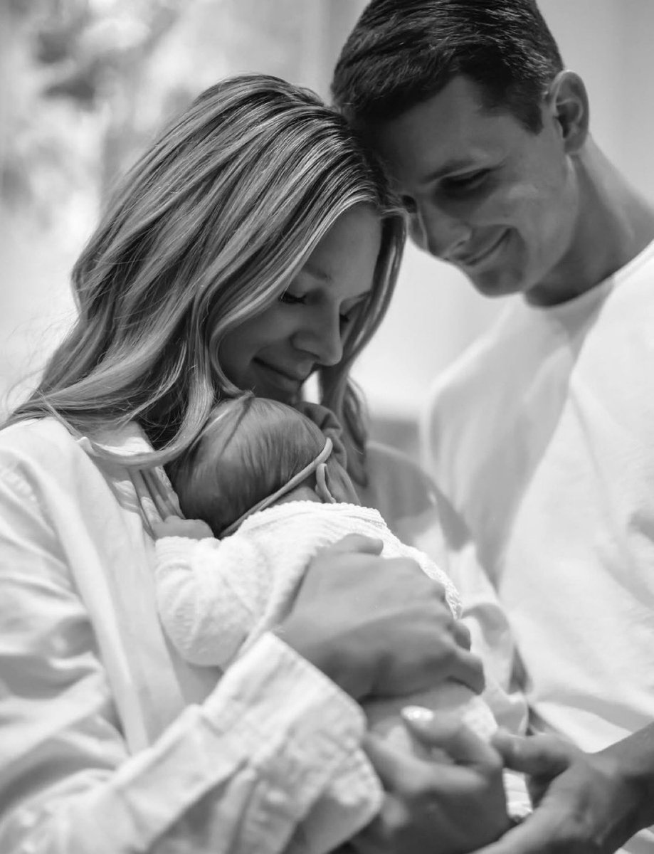Heartwarming: 49ers star QB Brock Purdy and his wife Jenna announced the birth of their first child, a baby girl, Millie Joleen.

“Life just became a whole lot sweeter,”

Congrats to the beautiful couple ❤️👏