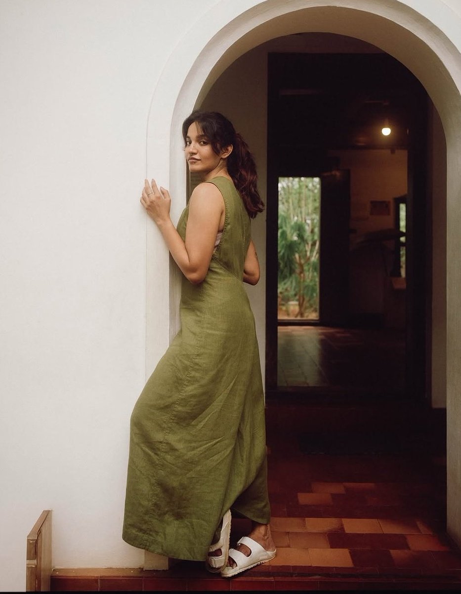 Aneesh_98's tweet image. Harini Sundarajan !😚💚

@rinibot  #HariniSundarajan