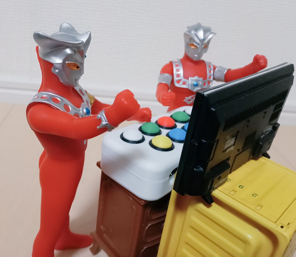 blacklist56's tweet image. バトルモードで遊ぶ双子