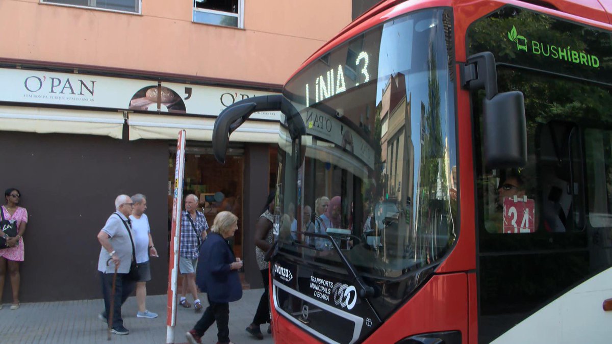 CanalTerrassa's tweet image. 🚧 🚍 | Afectacions al trànsit pels talls a la Rambla d&apos;Ègara i al carrer de Sant Antoni de #Terrassa

Hem preguntat als usuaris de @tmesa_bus. Alguns d&apos;ells, no en tenien constància dels canvis 

▶️terrassadigital.cat/les-obres-a-la…