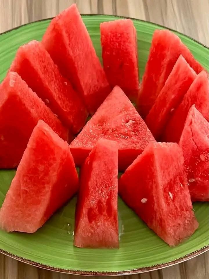 meri_mrzi's tweet image. دنیا میں دو #لوگ خوش قسمت ہوتے ہیں
ایک جن کو سچا پیار ملتا ہے اور دوسرے جن کا ادوانہ رتا نکلتا ہے ۔۔۔😉
۔
#اردو_زبان