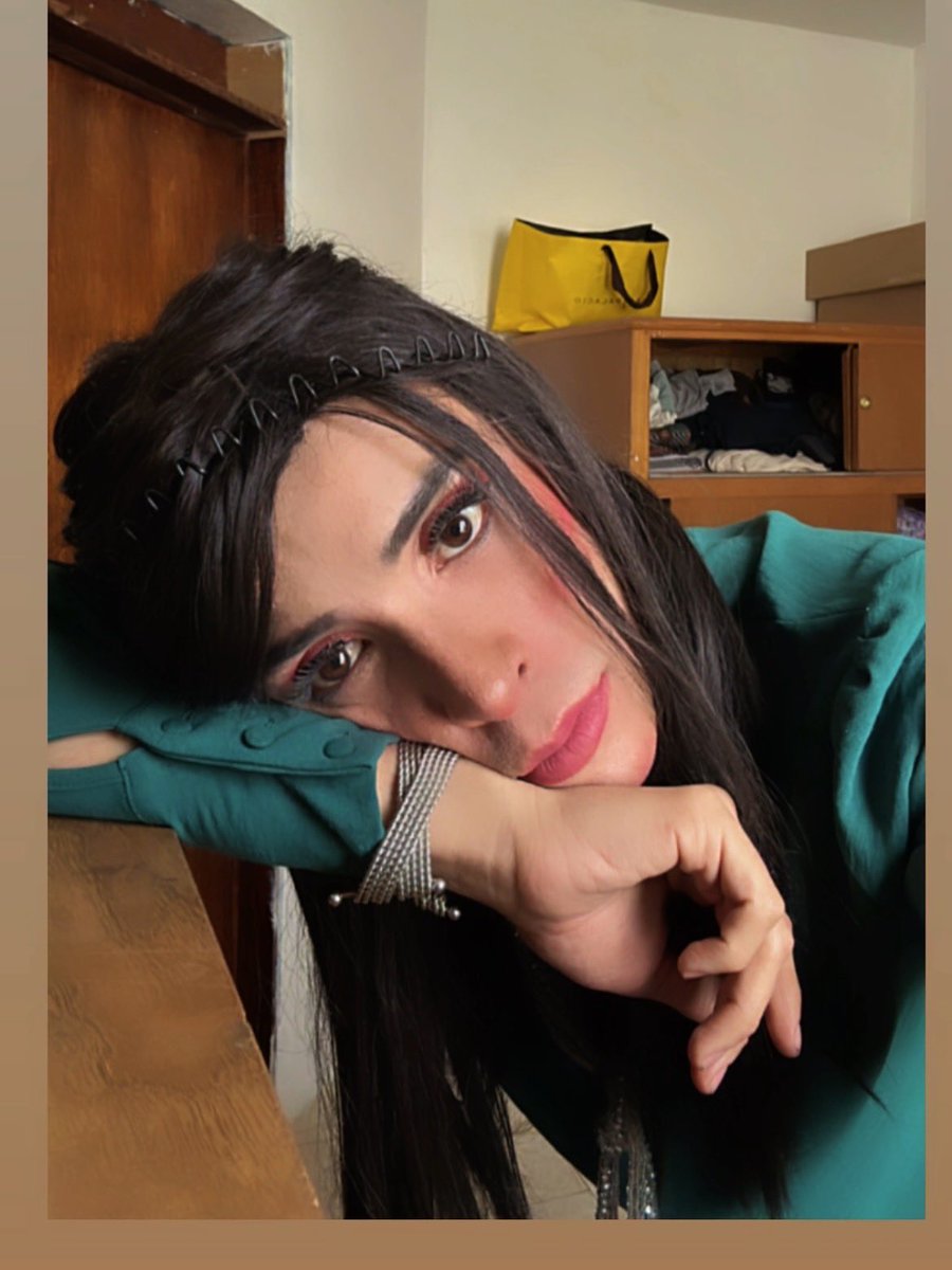 MiaAura29's tweet image. Why you always doing that ? 🫠just to make me mad. 
Why do you leave with Watermelon color eyes.