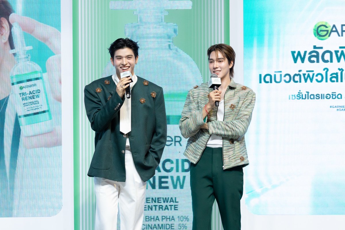 TripleclickTH's tweet image. เคมีที่ลงตัว! ‘สกาย-นานิ’ เดบิวต์รับตำแหน่ง Friends of Garnier คนใหม่ โชว์ตัวไอเทมผลัดผิว Tri-Acid Renew เซรั่มเพื่อผิวไบรท์ กลาง สยามย่าน มิตรทาวน์

#GARNIERTRIACIDXSKYNANI #หยดผลัดผิว #TriAcidSerum #GarnierThailand #SkyNani 

Garnier Thailand อวดเคมีที่ทุกคนตามหา! ดึง…