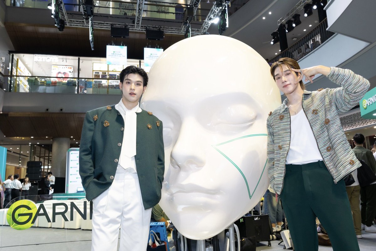 TripleclickTH's tweet image. เคมีที่ลงตัว! ‘สกาย-นานิ’ เดบิวต์รับตำแหน่ง Friends of Garnier คนใหม่ โชว์ตัวไอเทมผลัดผิว Tri-Acid Renew เซรั่มเพื่อผิวไบรท์ กลาง สยามย่าน มิตรทาวน์

#GARNIERTRIACIDXSKYNANI #หยดผลัดผิว #TriAcidSerum #GarnierThailand #SkyNani 

Garnier Thailand อวดเคมีที่ทุกคนตามหา! ดึง…