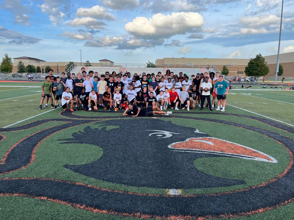 We wrapped up our middle school camp last week. Thank you for all the 6th, 7th, and 8th graders that came out! Good luck this season!