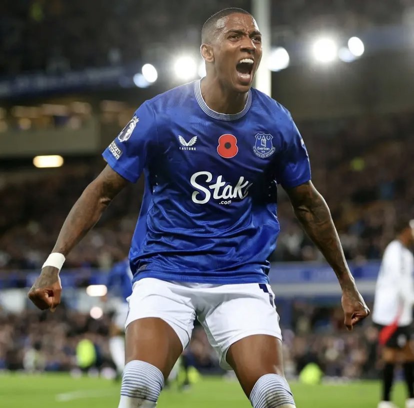NilSatisNews's tweet image. Former Everton player Ashley Young confirms on @SkySportsNews that he was ‘not’ offered a new contract by Everton &amp;amp; was “disappointed” by that decision.
