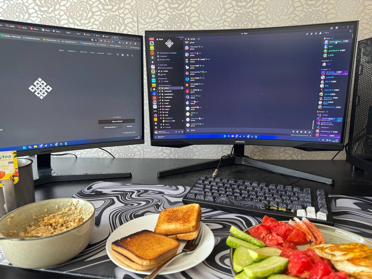 kocer_eth's tweet image. ✨🧃MORNING RITUAL UNLOCKED🧃✨

Every morning:

1️⃣ Wake up like a confused sim

2️⃣Light a cinnamon candle as if to summon the spirits of productivity

3️⃣Brew the ugliest but strongest iced tea known to man

4️⃣Sit cross-legged and whisper, &quot;Let&apos;s not doomscroll&quot;... then…