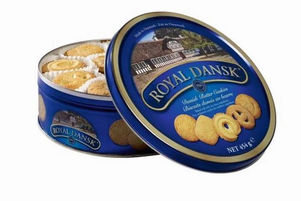 mariagamesa's tweet image. hay un acontecimiento del capitalismo que me tiene muy enfadada y al que le estamos restando importancia:
están vendiendo galletas NO danesas en las latas de galletas danesas 😒 como godinez es una falta de respeto pq nomás ilusionan a lo wei ☝️