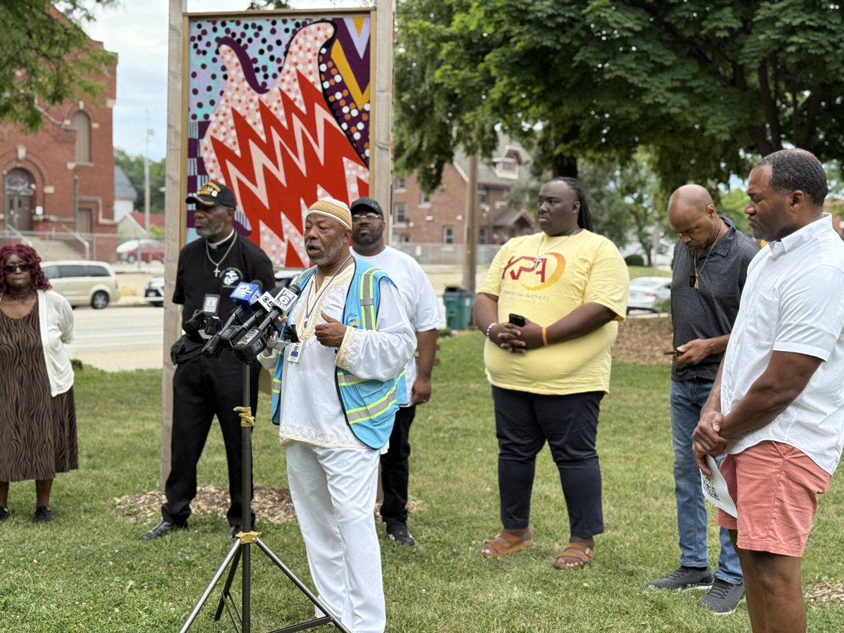 Alyson Bruner (@alysonbruner) on Twitter photo How this united front is working to bring peace and hope to the Milwaukee community <a href="/SpectrumNews1WI/">Spectrum News 1 Wisconsin</a> How this united front is working to bring peace and hope to the Milwaukee community <a href="/SpectrumNews1WI/">Spectrum News 1 Wisconsin</a>