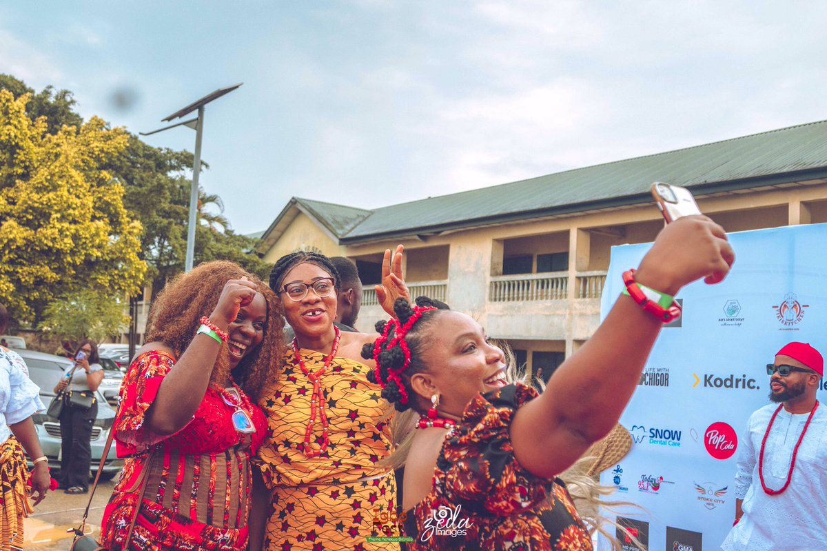 Randoms from my Achieve 

📸 : <a href="/eli_shaa_/">Port Harcourt Photographer 📸</a>