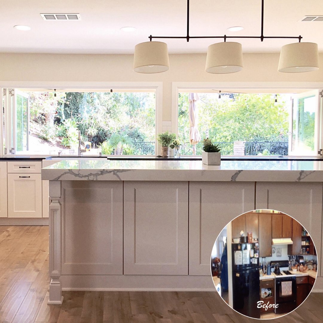 Transform your kitchen in just 3 days! 🪄✨ 

Our cabinet refacing offers a fast, affordable way to get a fresh, stylish new look.

Discover more at: bit.ly/3XaTB5H

#CabinetRefacing #MichiganKitchens #MKDKitchens #KitchenMakeover #KitchenTransformation #KitchenDesign