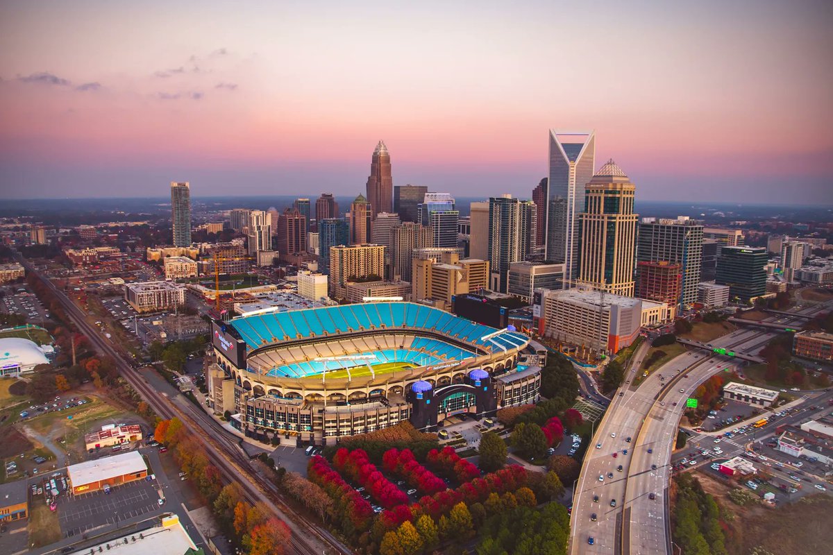tbhorka's tweet image. Notre Dame will play at another NFL Stadium in the near-ish future, taking on Wake Forest at the Carolina Panthers' Bank of America Stadium in Charlotte in the Duke's Mayo Classic on Oct. 9, 2027.
Nobody owns neutral-site matchups in college football like the Fighting Irish.