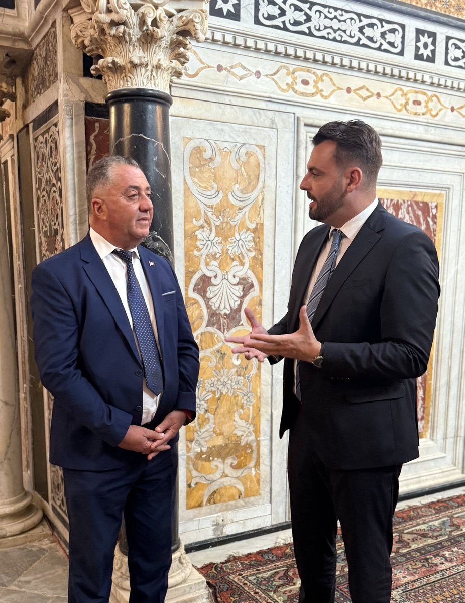 BlairyEmmanuel's tweet image. Ce déplacement parlementaire se clôture par la visite du Parlement Tunisien, haut lieu de mémoire et d’Histoire où bat la démocratie. De Carthage à la République, en passant par l’Empire Romain, ce pays regorge d’une richesse patrimoniale incroyable. 🇫🇷 🇹🇳