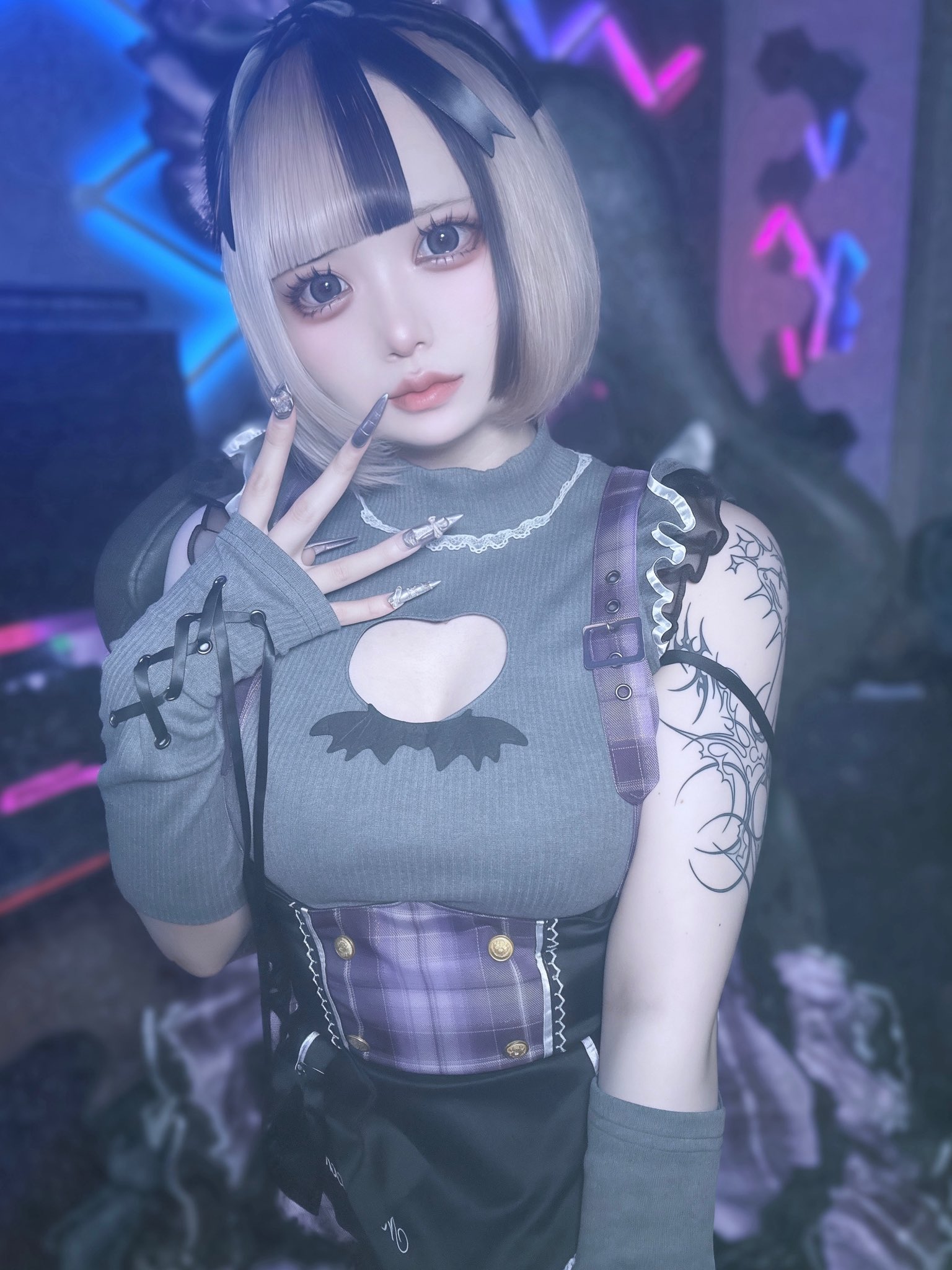 牡*❁様 コヤンイサムチョン♡大人可愛いオッドアイうさニャンのサコッシュ♡ダルメ Amazon.co.jp: Jillpunk ゑいたコラボ サブカルにゃんこ FELONY