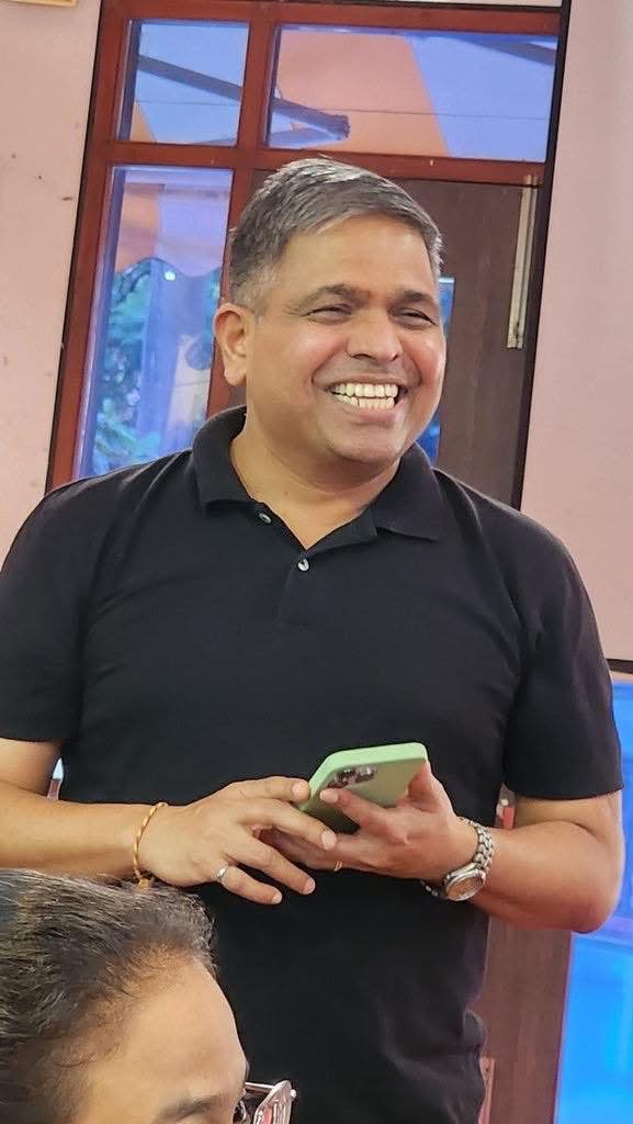 NileshOak's tweet photo. RA writes from Pune,
“A #Heartfelt #Tribute to #Nilesh #Oak
Nilesh Oak I MBA I PE has made India and Indians immensely proud by courageously decoding one of the most debated questions of our time: Did the #Ramayan and #Mahabharat actually happen, or are they just myths — as the British once claimed, reducing them to “mythology”?
Through years of meticulous research, backed by scientific calculations, astronomical simulations, and cross-disciplinary analysis, Nilesh has built compelling evidence that speaks not only to the layperson but also stands up to the scrutiny of the most enlightened scholars of today.
Listening to him feels like a blessing — a rediscovery of the deep, unshakable roots of our civilization. And if these events did indeed take place, then perhaps everything written in these ancient texts — the flying machines, celestial weapons, and even the engineering marvel of building a bridge across the ocean in just four days — deserves a fresh, respectful look.
I say this not merely as a fan, but as someone moved by the sincerity, brilliance, and humility of Nilesh — a true scientist, a dedicated seeker, and an extraordinary human being.
Thank you, Nilesh, for illuminating our past and inspiring our present.
#Unraveling #Time: When #History #Visited #Mont #Vert #Grande
On 26th July 2025, Mont Vert Grande had the privilege of hosting Nilesh Nilkanth Oak, acclaimed historian and archaeologist, known for his pioneering research on the dating of Indian epics — Ramayan and Mahabharat.
He shared fascinating insights from his extensive work, combining astronomy, ancient texts, and archaeology among many other sciences to re-examine our civilizational timeline.
Cant wait to meet him again !”