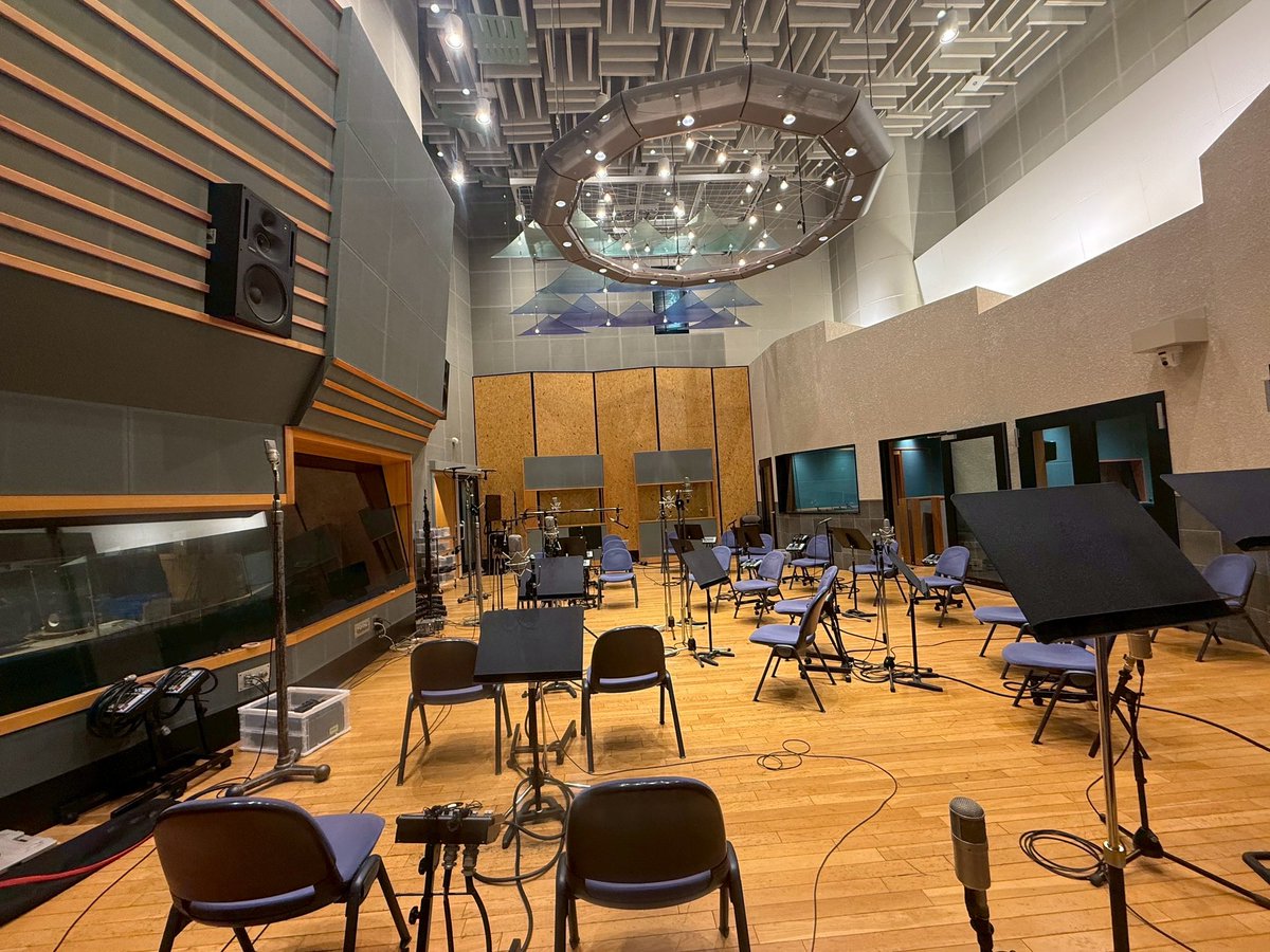 manamikiyota's tweet image. I’m working on a new project together with wonderful creators from around the world. Please look forward to the official announcement!

世界の素晴らしいクリエイターたちと一緒に、新しいプロジェクトに取り組んでいます😊本日のセッション無事に終了しました！