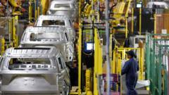 agent_bulletin's tweet image. Five things that could get more expensive for Americans under Trump tariffs

Thinking of saving your pennies? 💰 Under Trump tariffs, get ready for price hikes on essentials! Here’s a quick rundown: 

1️⃣ Electronics 📱
2️⃣ Clothing 👕
3️⃣ Food 🥦
4️⃣ Furniture 🛋️
5️⃣ Cars 🚗

Becau…