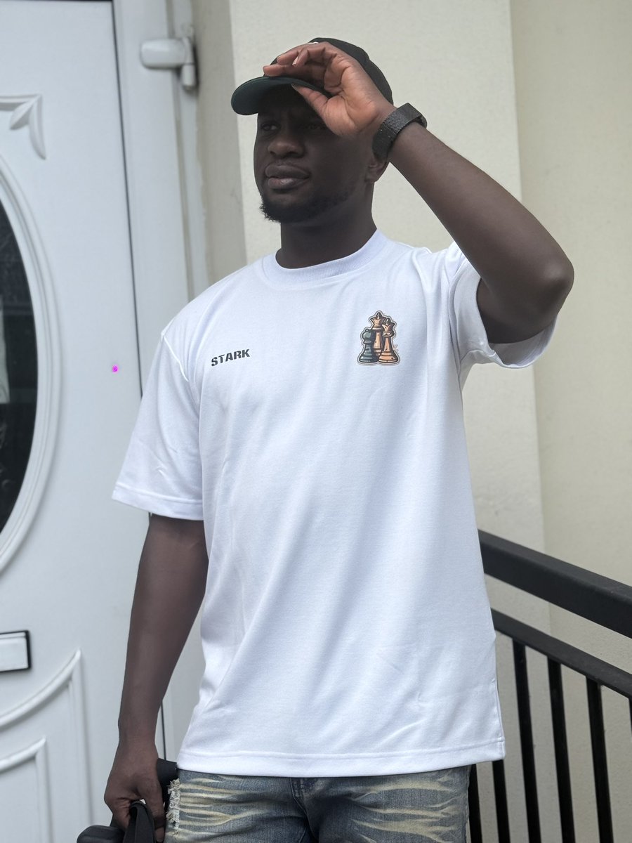 TonyStarkOfLag's tweet image. When your CEO rocks the brand with steeze and aura 😎💯
Frame 1 N20,000
Frame 2 N15,000
#StarkLuxury