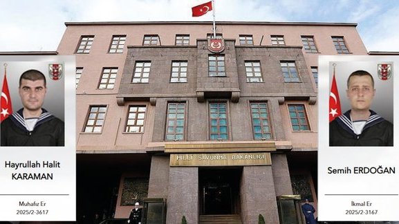 HtcOvul's tweet image. Sıcak yüzünden şehit olan askerlerimiz 😔
Ne dayanıklı milletmişiz.. Hala delirmedik