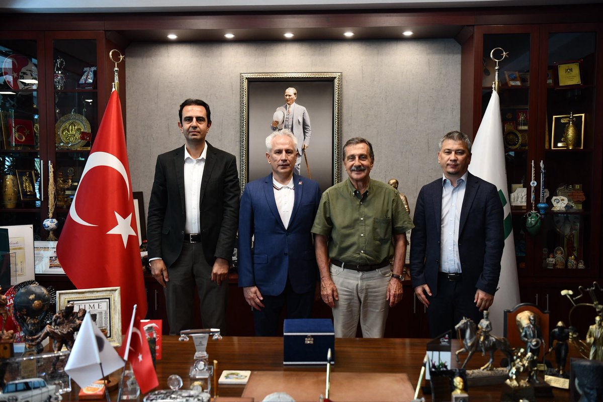 DtAhmetAtac's tweet image. Eskişehir Türk Telekom İl Müdürü Durali Şimşek ve ekibiyle bir araya geldik. Ziyaretleri için teşekkür ediyor, şehrimizde gerçekleştirecekleri çalışmalarda başarılar diliyorum.