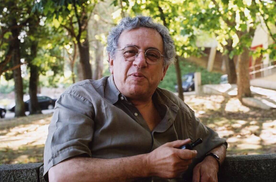 espacodearq's tweet photo. 𝗡𝘂𝗻𝗼 𝗣𝗼𝗿𝘁𝗮𝘀 (𝟭𝟵𝟯𝟰 — 𝟮𝟬𝟮𝟱)
Nuno Portas, Professor Catedrático Jubilado da Faculdade de Arquitectura da Universidade do Porto e Professor Emérito da Universidade do Porto, faleceu este domingo, aos 90 anos
https://t.co/5IYqXAp40A https://t.co/Qe0Eglxgh7