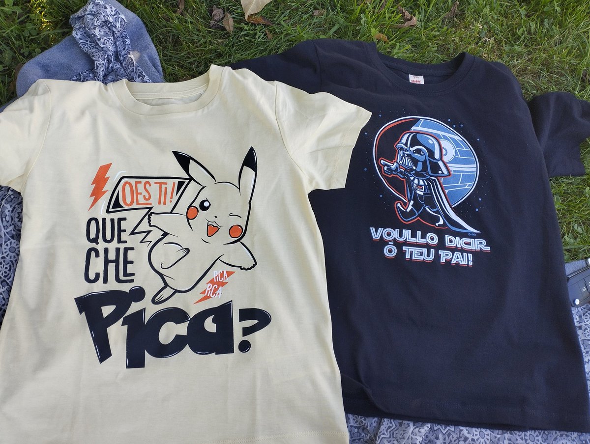 CristianBilba12's tweet image. In love ♥️ con las camisetas de @nikisgalicia que he comprado esta mañana en Lugo 😍