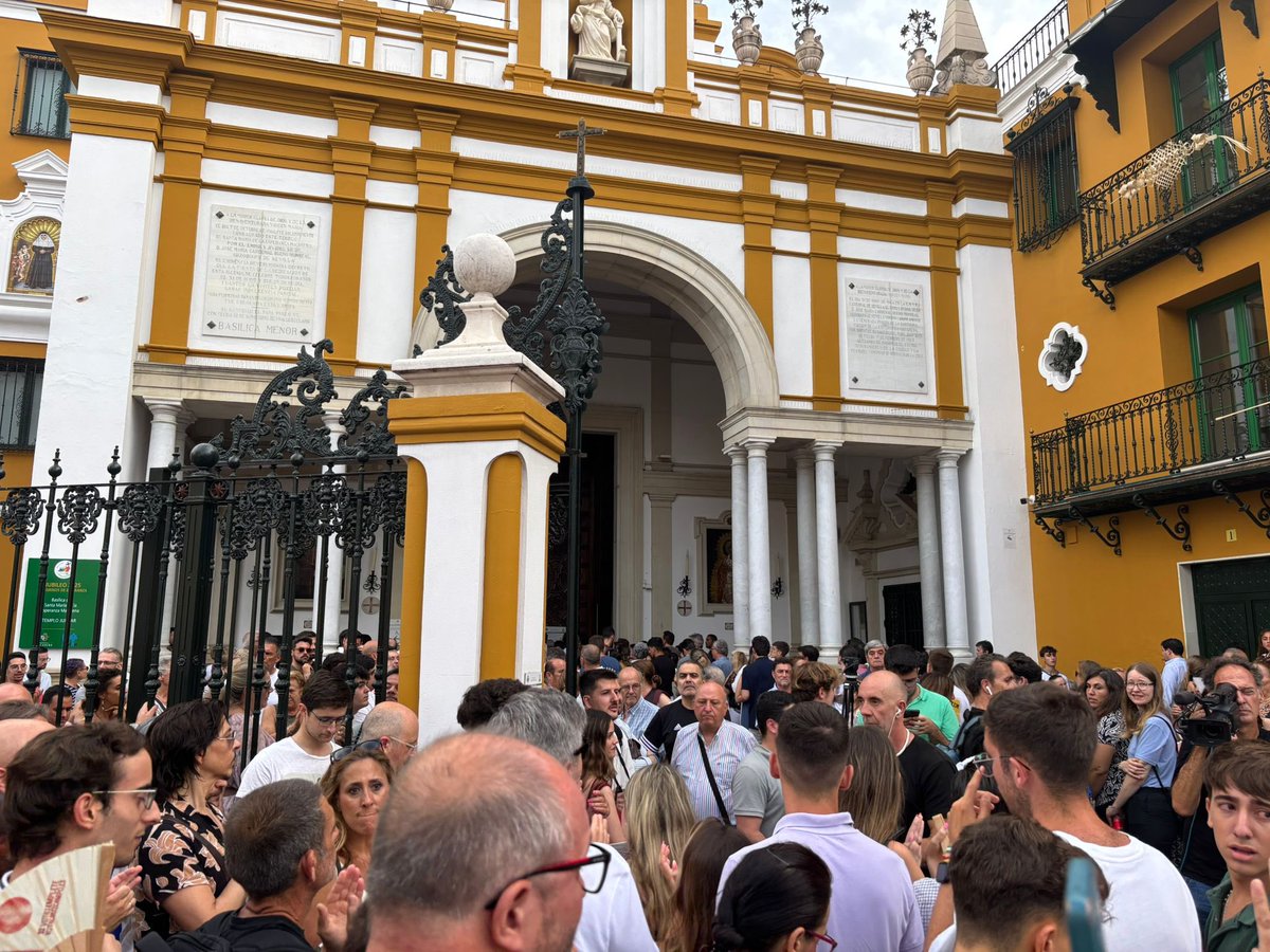 🔴 ¿La actual crisis y los plazos de la restauración de la Macarena podrían desencadenar en la solicitud de una prórroga de la junta de gobierno?

🔴 ¿Palacio la aprobaría? ¿Sería necesario que los hermanos también lo hicieran?

🔴 De ser así, la prórroga aplazaría las elecciones