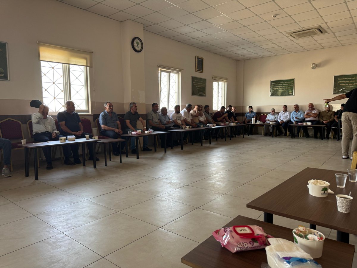 📍ŞEHİTKAMİL

Seyrantepe Mahalle Muhtarımız Sayın Hamdi Taşkın’a, vefat eden babası Hanifi Taşkın için taziye ziyaretinde bulunduk.
Merhuma Allah’tan rahmet diliyor, yakınlarına sabr-ı cemil niyaz ediyorum.
Mekânı cennet olsun.