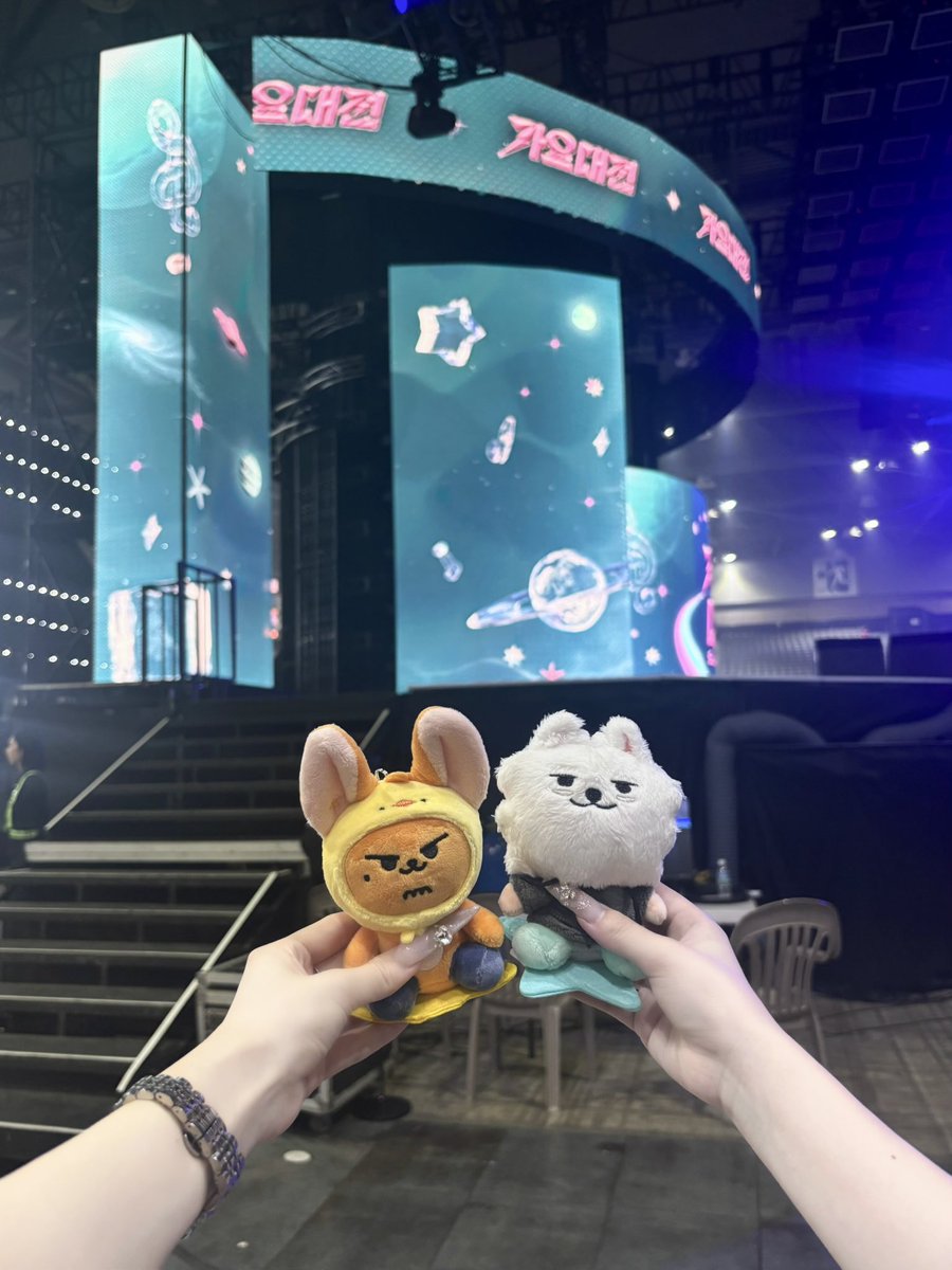 yawncha__'s tweet image. 250727  가요대전 ⋆*