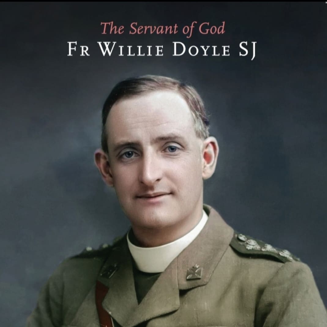 FrWillieDoyle's tweet image. 28 July 1917: On the 10th anniversary of his ordination, Fr Willie offers his sufferings in the trenches in reparation for the sins of priests. Less than 3 weeks later he was dead.
"I have again offered myself to Jesus as His Victim to do with me absolutely as He pleases. I will…