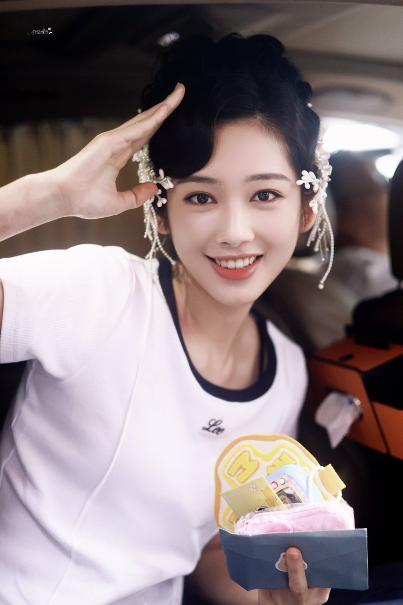 S1314520_'s tweet image. 지금 수영해서 중국가면 샤칭날엔 도착하겠지? 학추통 와...