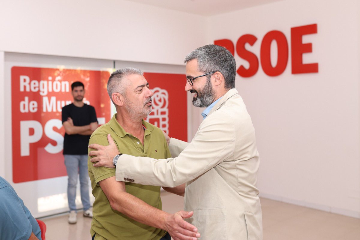 Lucassayala's tweet image. Hoy han salido a licitación los anteproyectos de las nuevas plantas desaladoras de Águilas y Torrevieja, tal y como nos comprometimos.

Un hito clave para garantizar #AguaParaSiempre

Esta mañana, hemos reiterado a las organizaciones agrarias nuestro compromiso con el sector.