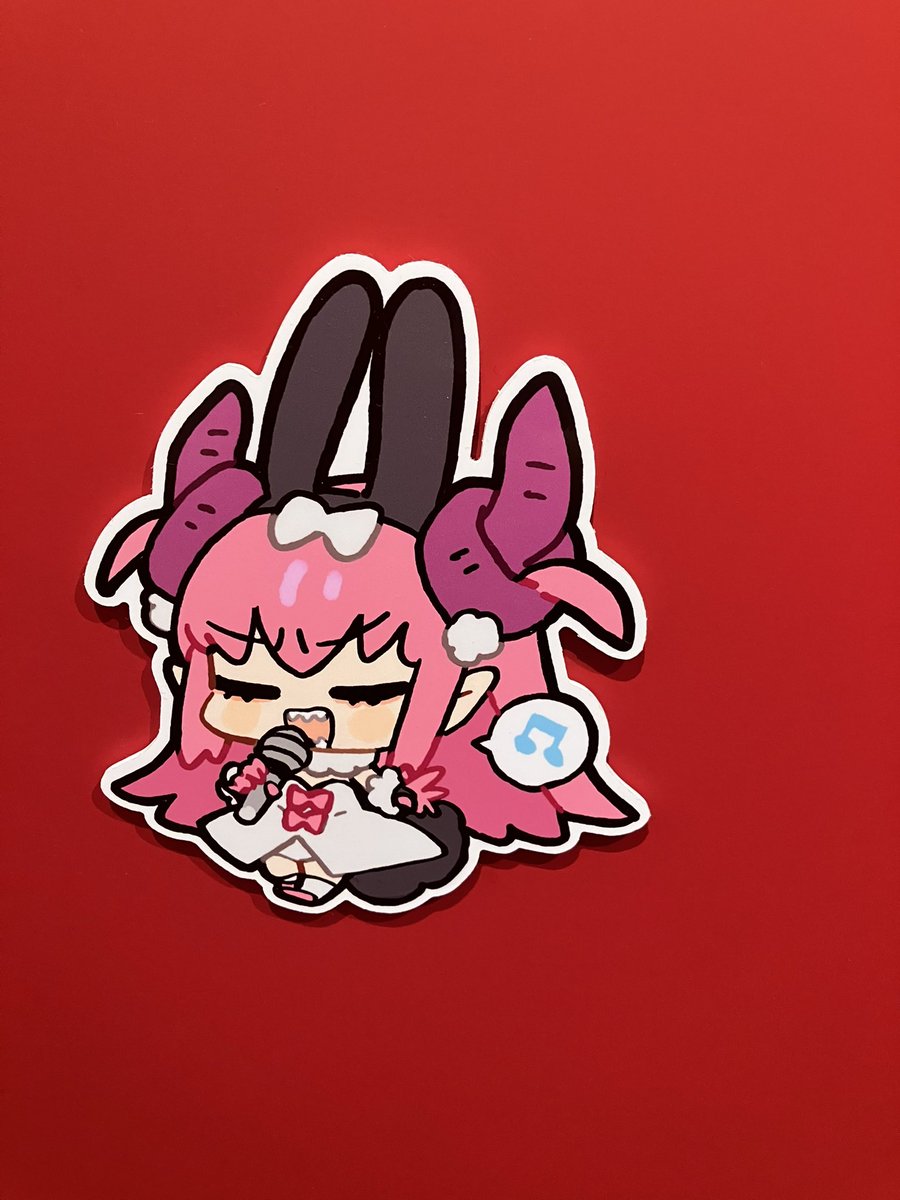 monakam812's tweet image. バニーなエリちゃんとデビルなエリちゃん
かわいいねぇ