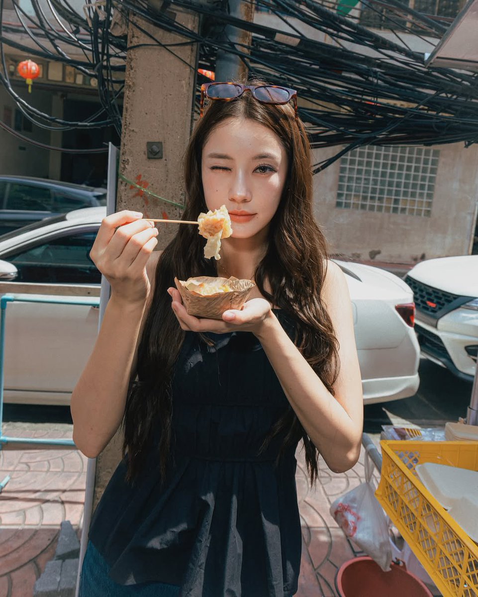 strobefomor's tweet image. จริตการสั่งการกิน การยืน การนั่ง การโพสต์ใดๆ คือนี่แหละตัวแม่ชั้น30
#COSThailand
#NamtanTipnaree