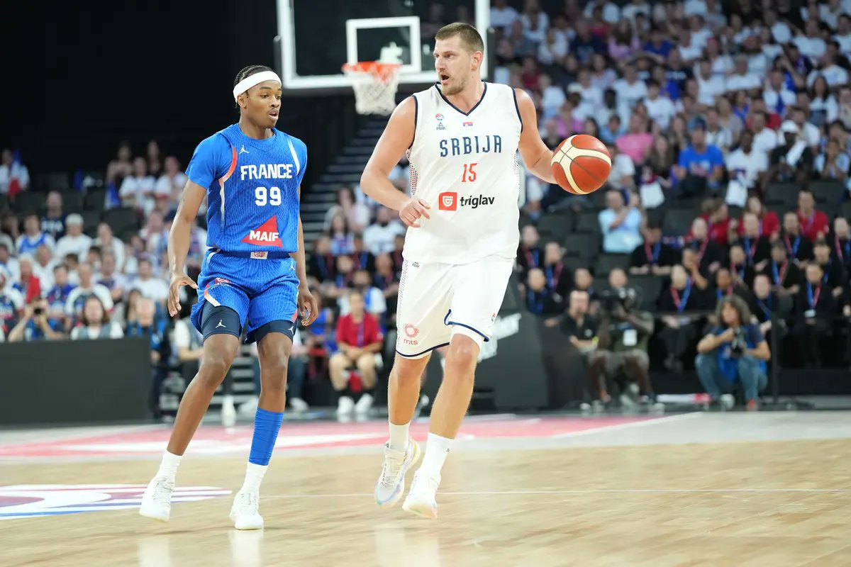 Be_BasketFr's tweet image. 🚨🇷🇸 La présence de Nikola Jokić à l’Euro confirmée, l’impressionnante présélection de la Serbie !
→bebasket.fr/la-presence-de…