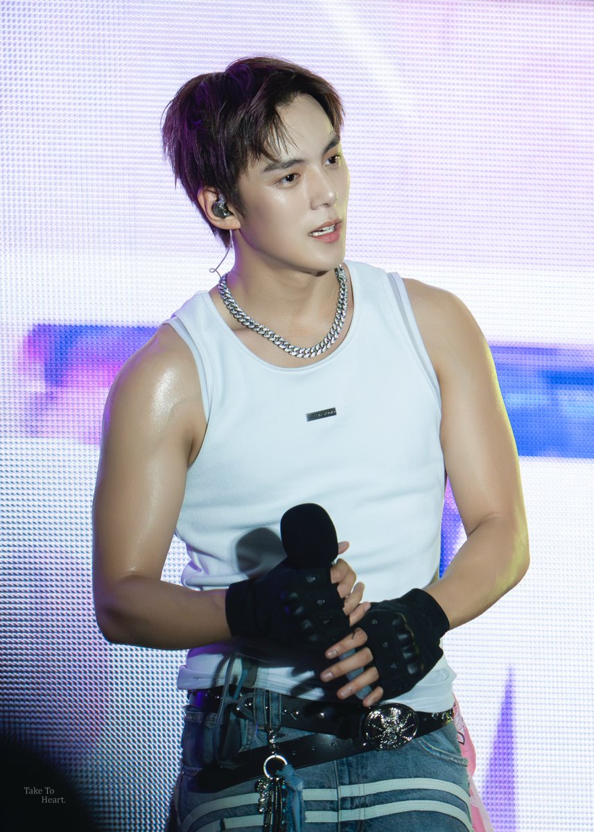 aro_monbebe's tweet image. 250726 워터밤 부산
우리집 가나디가 오ㅏ이리 남자야
#민혁 #MINHYUK #몬스타엑스 #MONSTAX #MONSTA_X