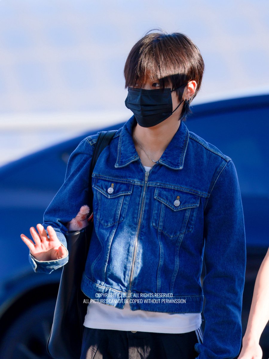 Iwantsmchuiup's tweet image. 아 련나느낌좋은데?????