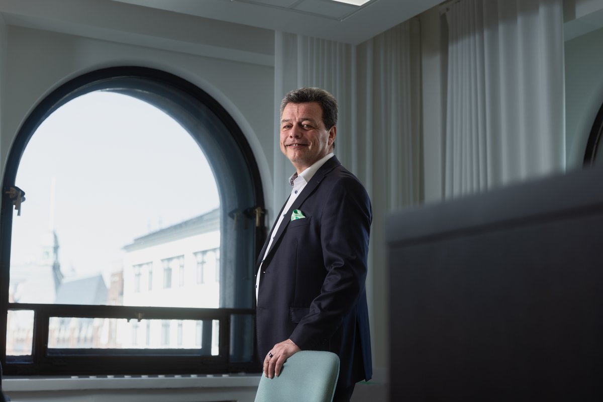 Julkaisemme puolivuosikatsauksemme maanantaina 4.8. Tiedotustilaisuuden livelähetys alkaa klo 11, linkki löytyy sijoittajasivuiltamme. Tuloksen esittelee toimitusjohtaja Karri Alameri.
omasp.fi/sijoittajalle