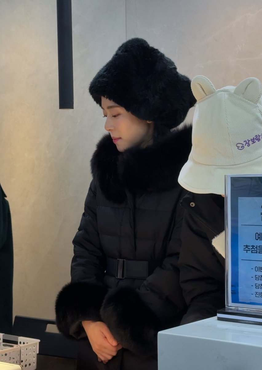 kimmaster_b's tweet image. 아리따우시다.. 에스키모분..