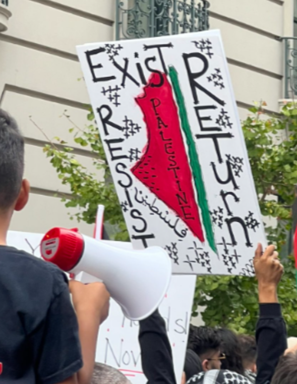🚨 Professor Shayoni Mitra, Theater, Barnard/Columbia University.

Nothing to see here. Just a professor at an Ivy League university posting on social media that violent resistance is necessary to remove all Jews from Israel. 

I'm sure that never spills over into her courses.