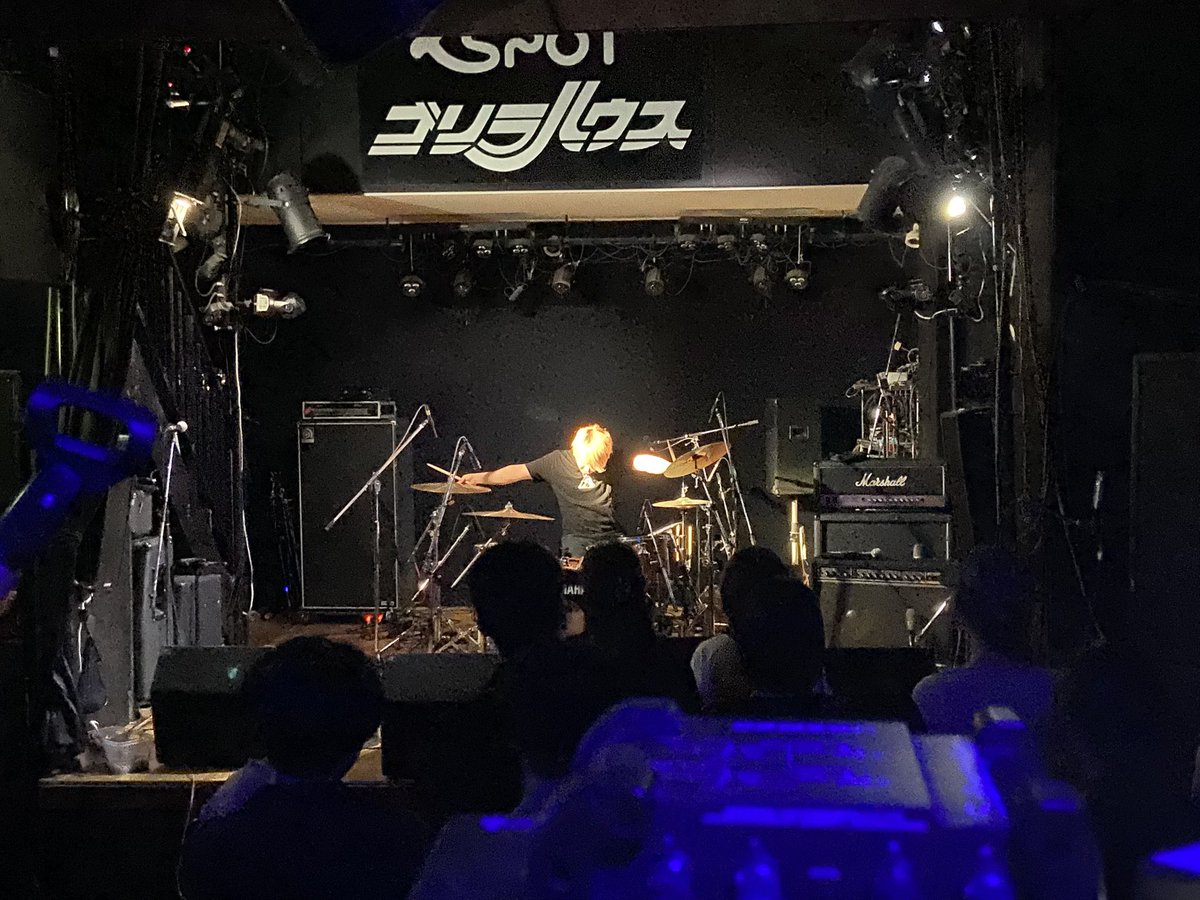web89019725's tweet image. アップ出来て無かった!
6月22日(日)にELLEGARDENの高橋宏貴さんとNICOTINEのBEAKさんがツアーにお越しになりました。
題して「Wherever Tour 2025」
そして迎えてくれたのは高校生バンド
Draco-PINK edition
失恋マニュアル
の2バント。
あ〜あ、オレのバンドでも出たかったな〜。