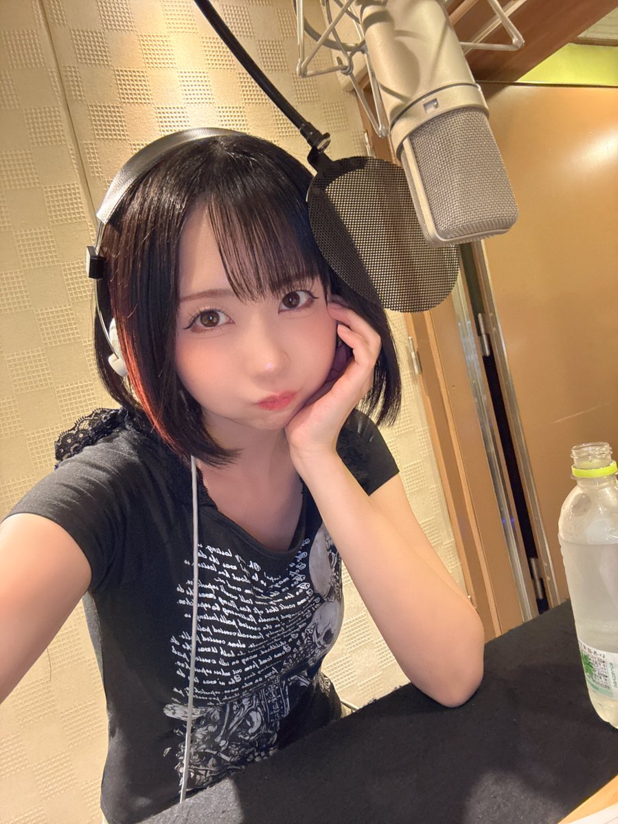 今日はアニメの収録と、裏名義のゲームの収録ですた🍒 明日も別アニメ