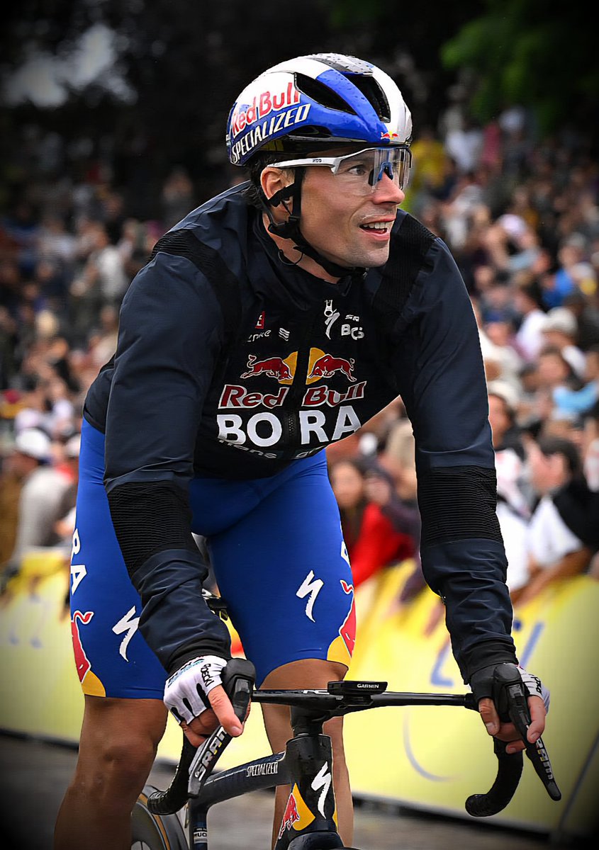 HE DID IT! First full Tour de France since 2020, and what a ride 🥹❤️. 
This fearless, stage-hunting <a href="/rogla/">Primož Roglič</a> ? ICONIC.
Two glorious breakaway days = pure joy.
GC? Je m’en fous 🤘.
I'm here for him not the team.
My champ made it to Paris. So proud. So happy. 🥂🚴‍♂️🫶
#roglic #rogla