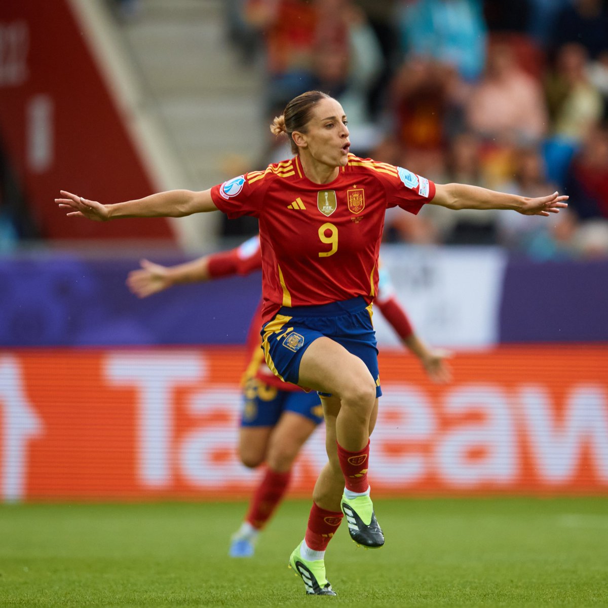 rmarcagranada's tweet image. 😄 Las mujeres protagonizan este último lunes de julio en #DirectoMarcaGranada
⚽️ Entrenamiento #GranadaCF y #CádizGranada
😀 Esther González subcampeona de Europa
🥇 Una Stancev oro en el Mundial Universitario
🎾 A. Geerlings campeona del ITF de Las Palmas
⏰ 13:00-14:00h