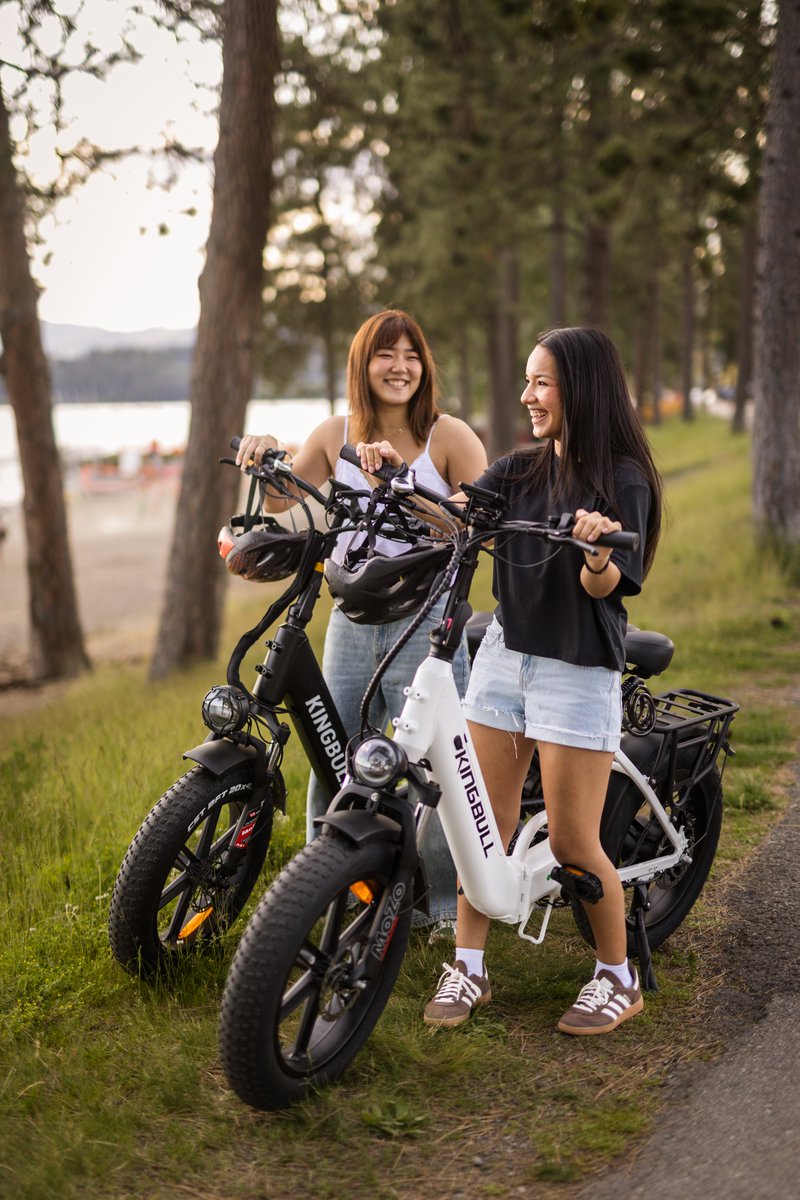 kingbullbike's tweet photo. Sunmmertime happiness begins with a outdoors rides between friends! Let's go out for a leisure ride on this Kingbull folding e-bike Literider 2.0.
https://t.co/NoyMr2KTef
#ebikelove #kingbullbike #literider2 #facethewind #ebike https://t.co/qEvKo6kvgC